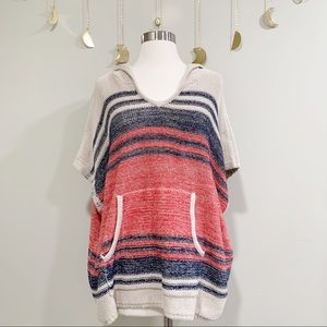 Forever21 Hooded Short Sleeve Poncho. Size Small.